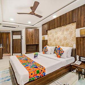 Fabhotel Rajnandani Residency Bhawarkua